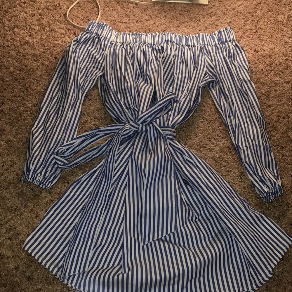 Off the shoulder gap dress